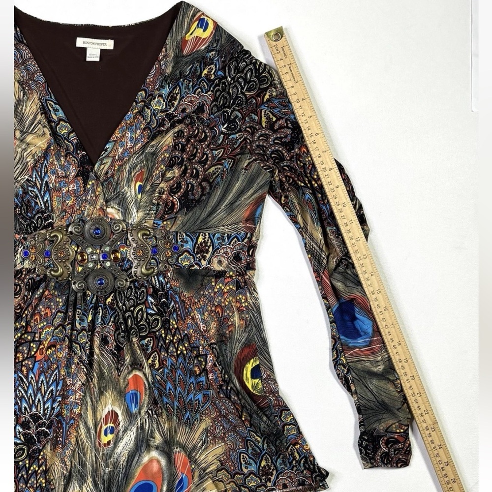 Boston Proper Top Womens Large Jeweled Peacock Print Long Sleeve V-Neck USA Made - Picture 8 of 13
